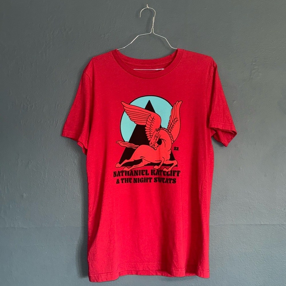 NATHANIEL RATELIFF & THE NIGHT SWEATS BAND THE FUTURE 2022 TOUR SHIRT RED MEDIUM